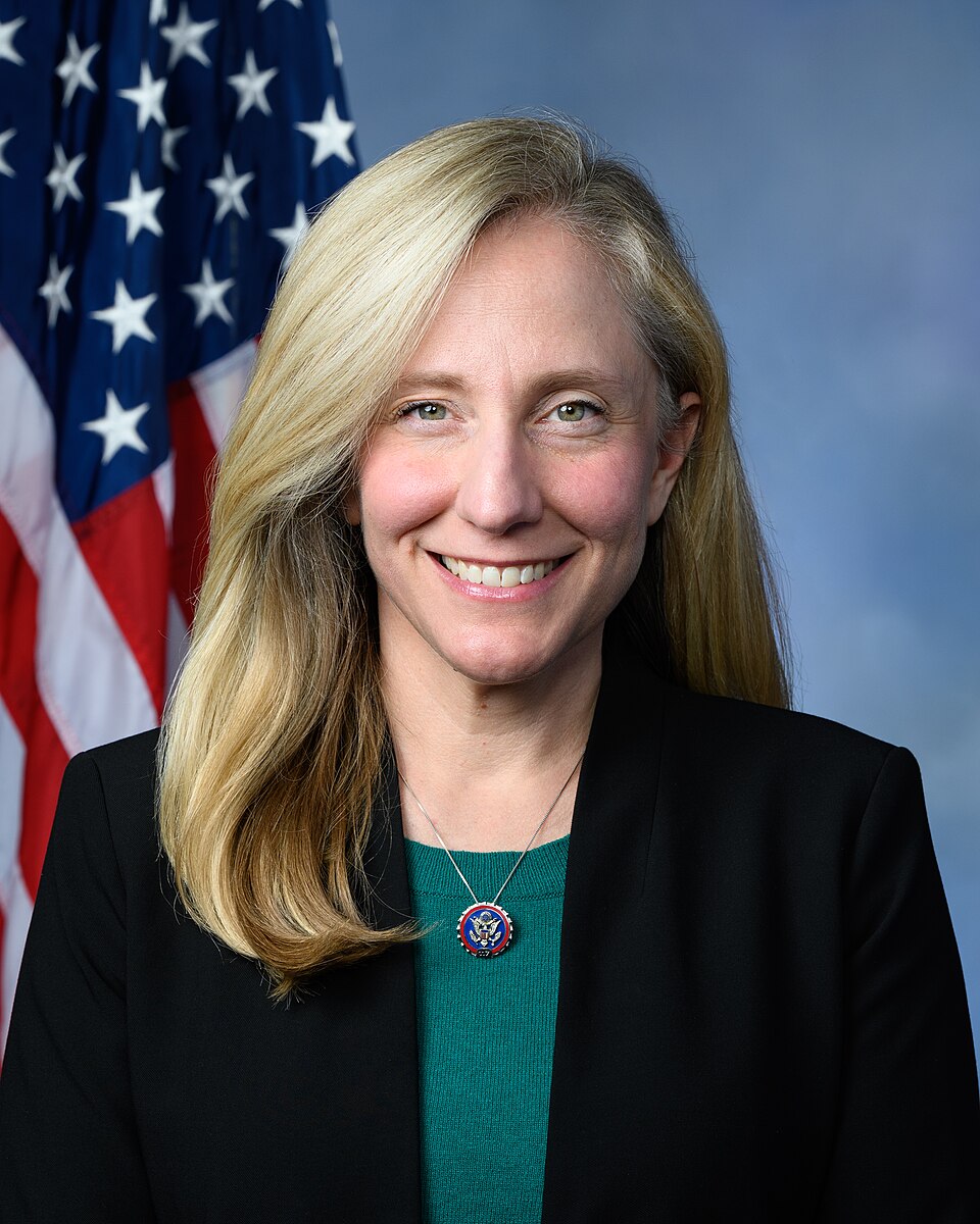 Abigail Spanberger, Governor